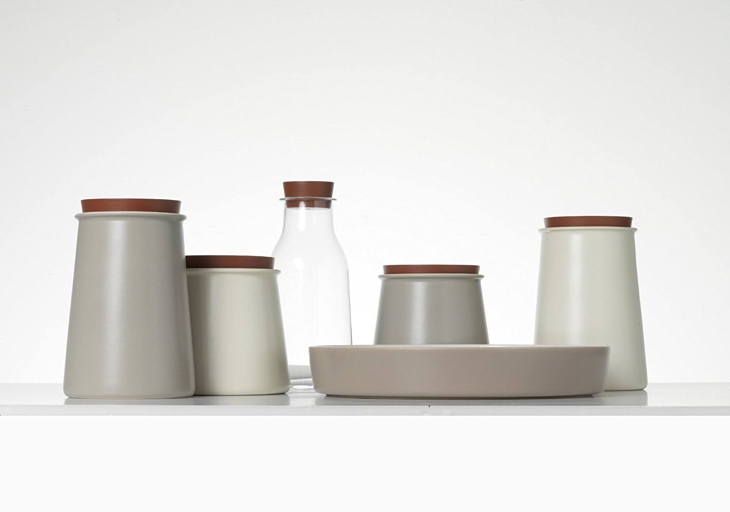 Carafe with Stopper Y6993