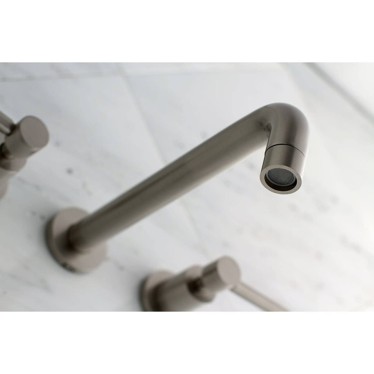 Polished Brass Wall Mount Roman Tub Faucet L77718