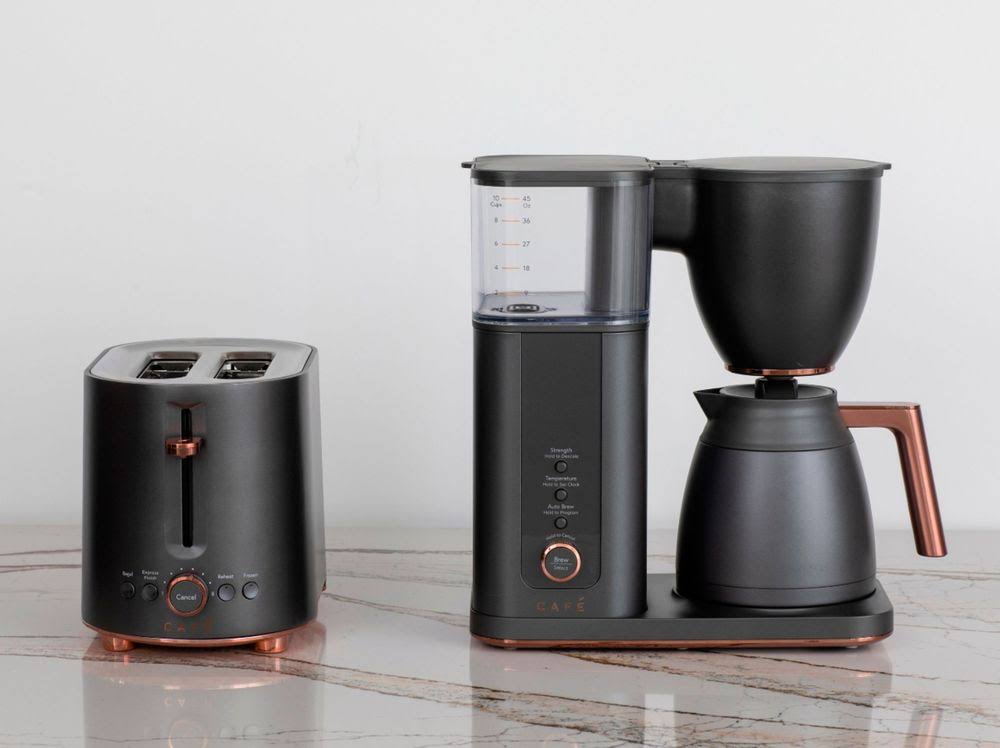 Matte Black 2-Slice Toaster G2838