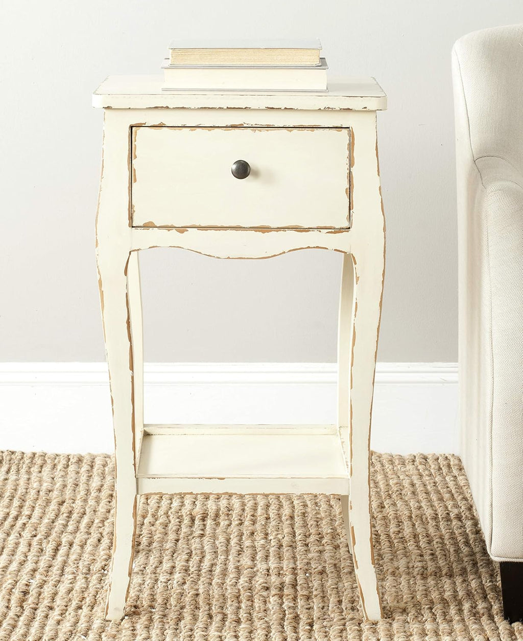 Thelma End Table Q785555