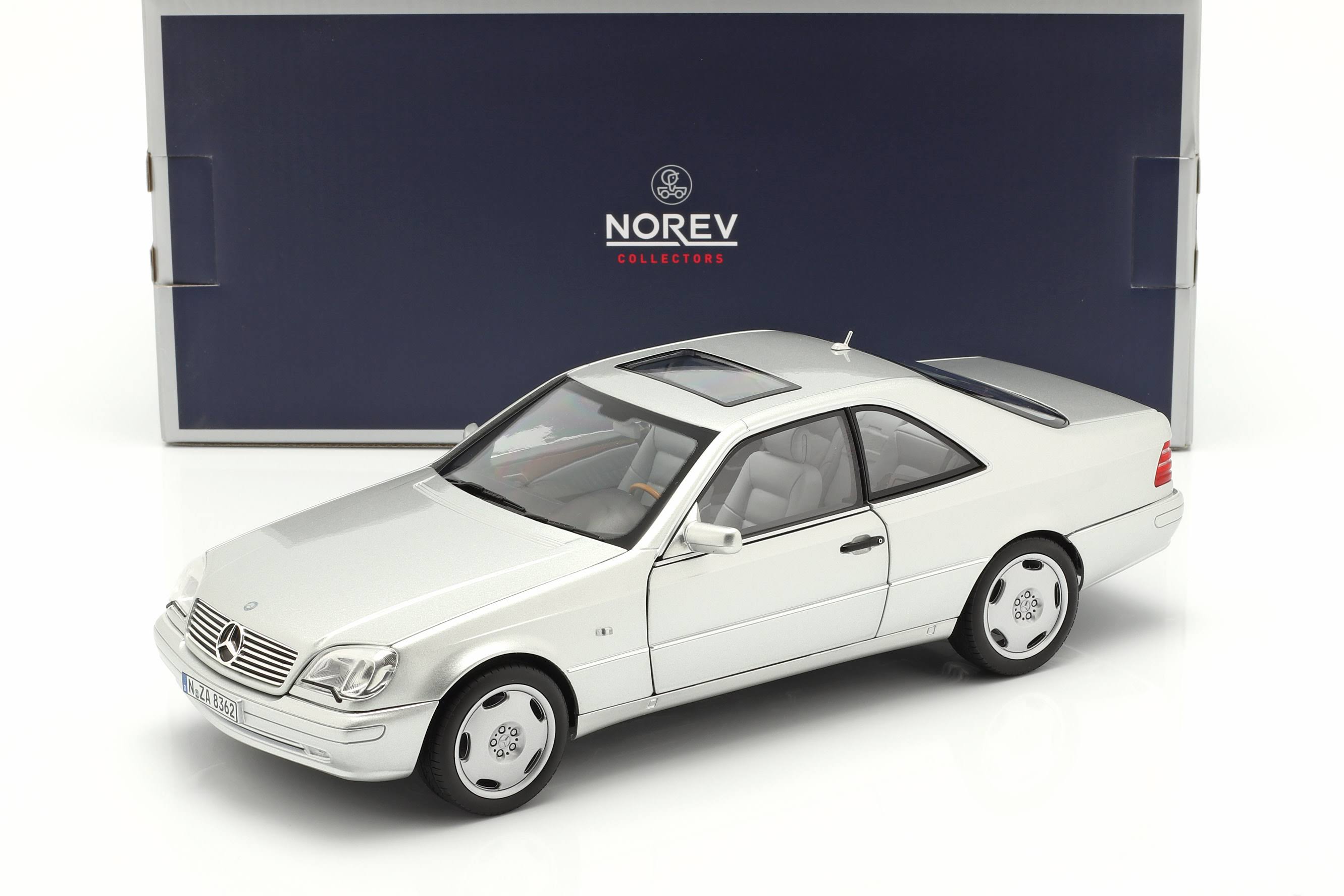 Metallic Silver 1/18 Diecast Model Car T515