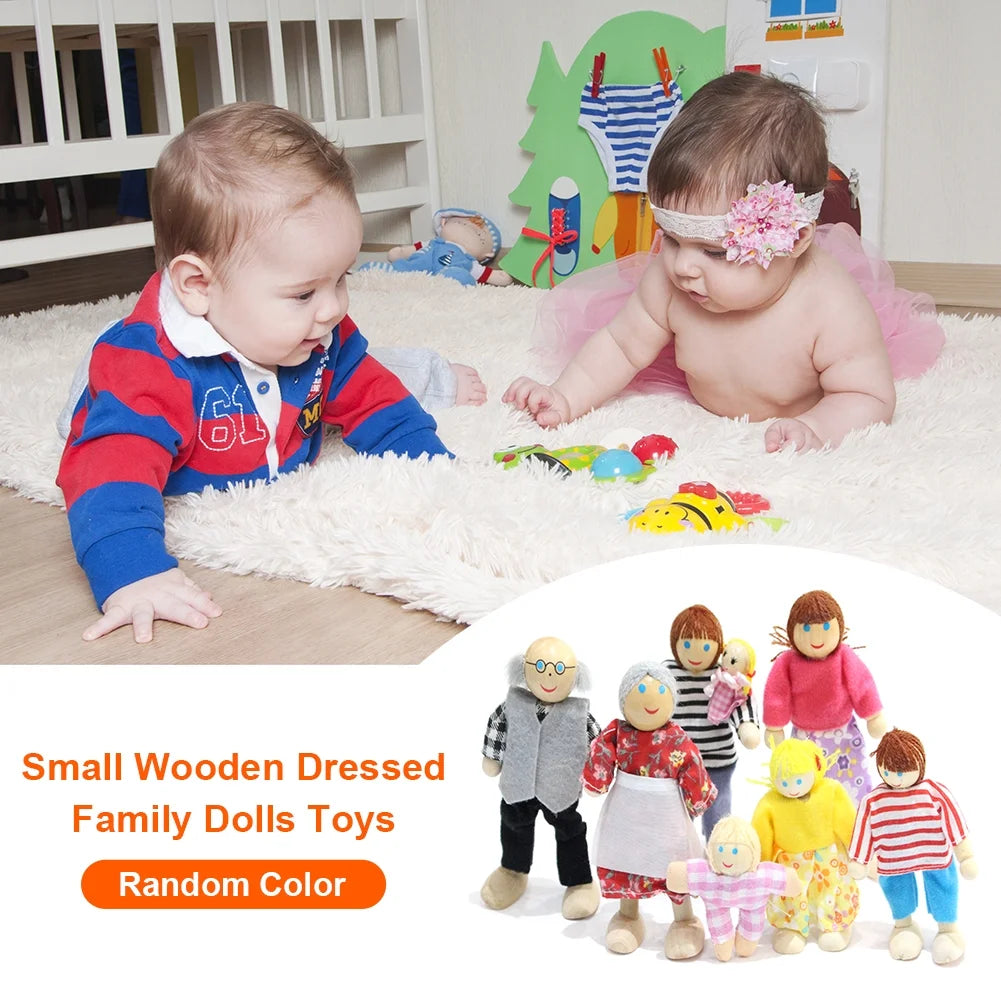 Small Wooden Toys Set Dressed Family Dolls (8) W583