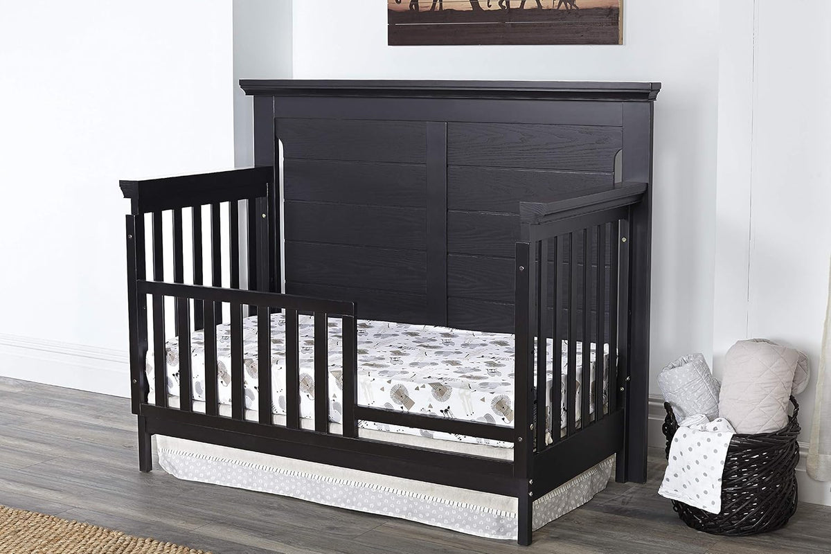 4 in 1 Convertible Crib in Classic Heritage Black Finish R579192
