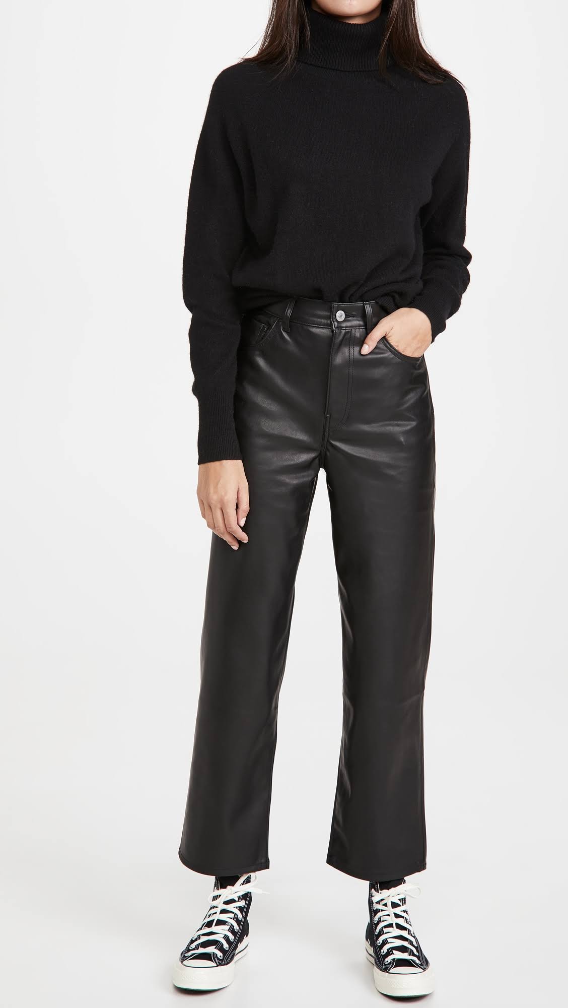 White Ribbed Trim Cashmere Turtleneck U633