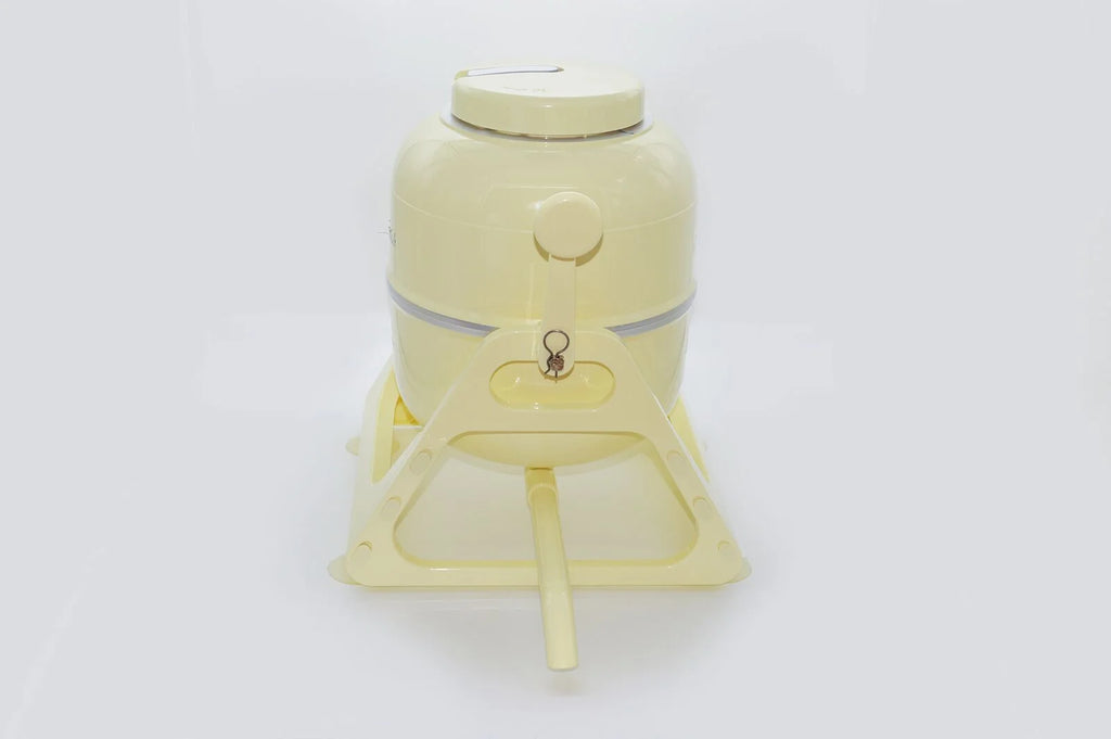 Non-electric Portable Mini Washing Machine (Yellow) O8319