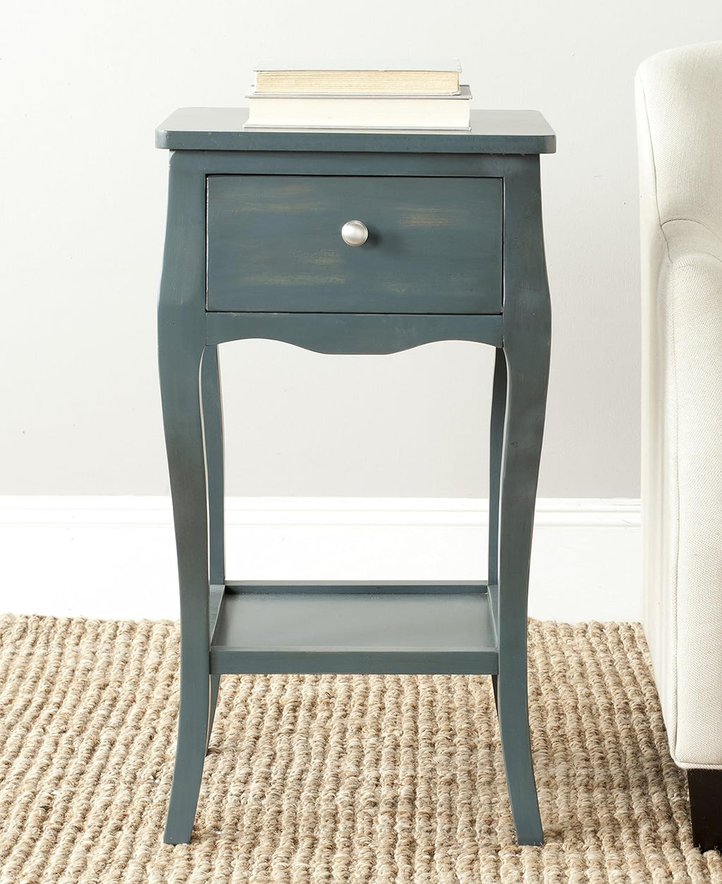 Thelma End Table Q785555