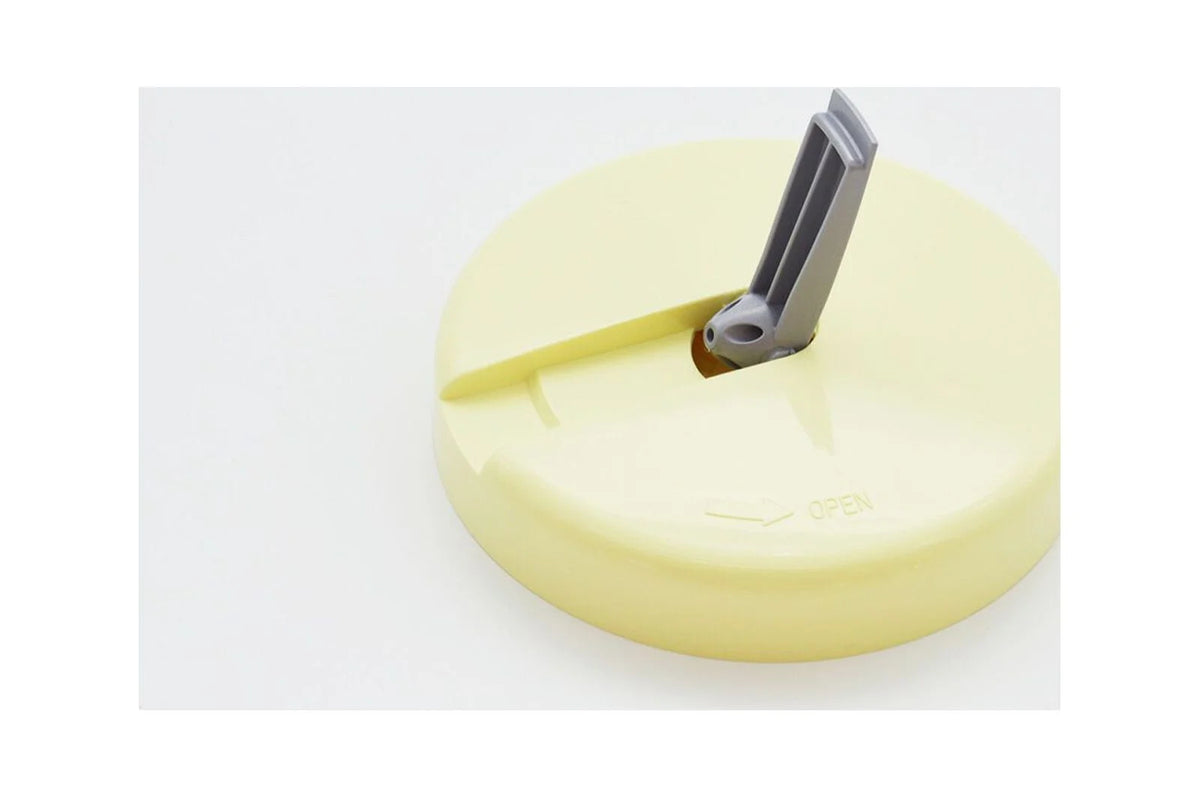 Non-electric Portable Mini Washing Machine (Yellow) O8319