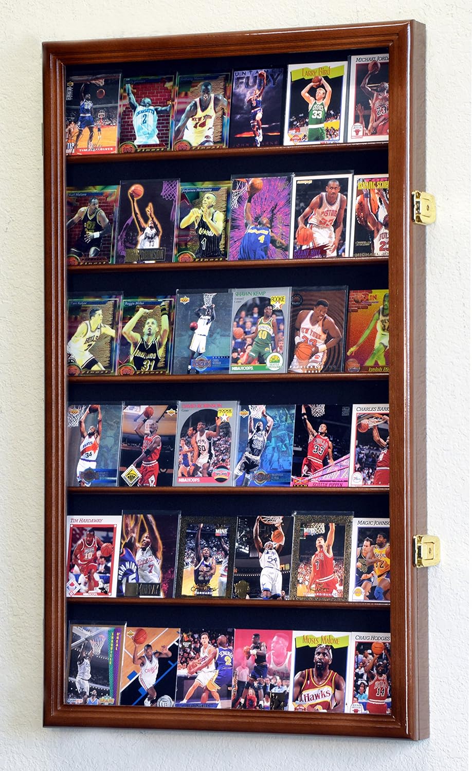 Walnut Lockable Card Display Case Y936