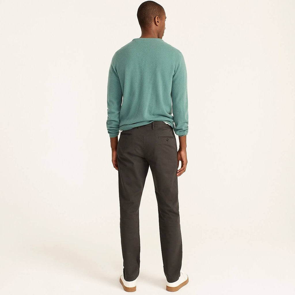 Straight-Fit Stretch Chino Pant C6677