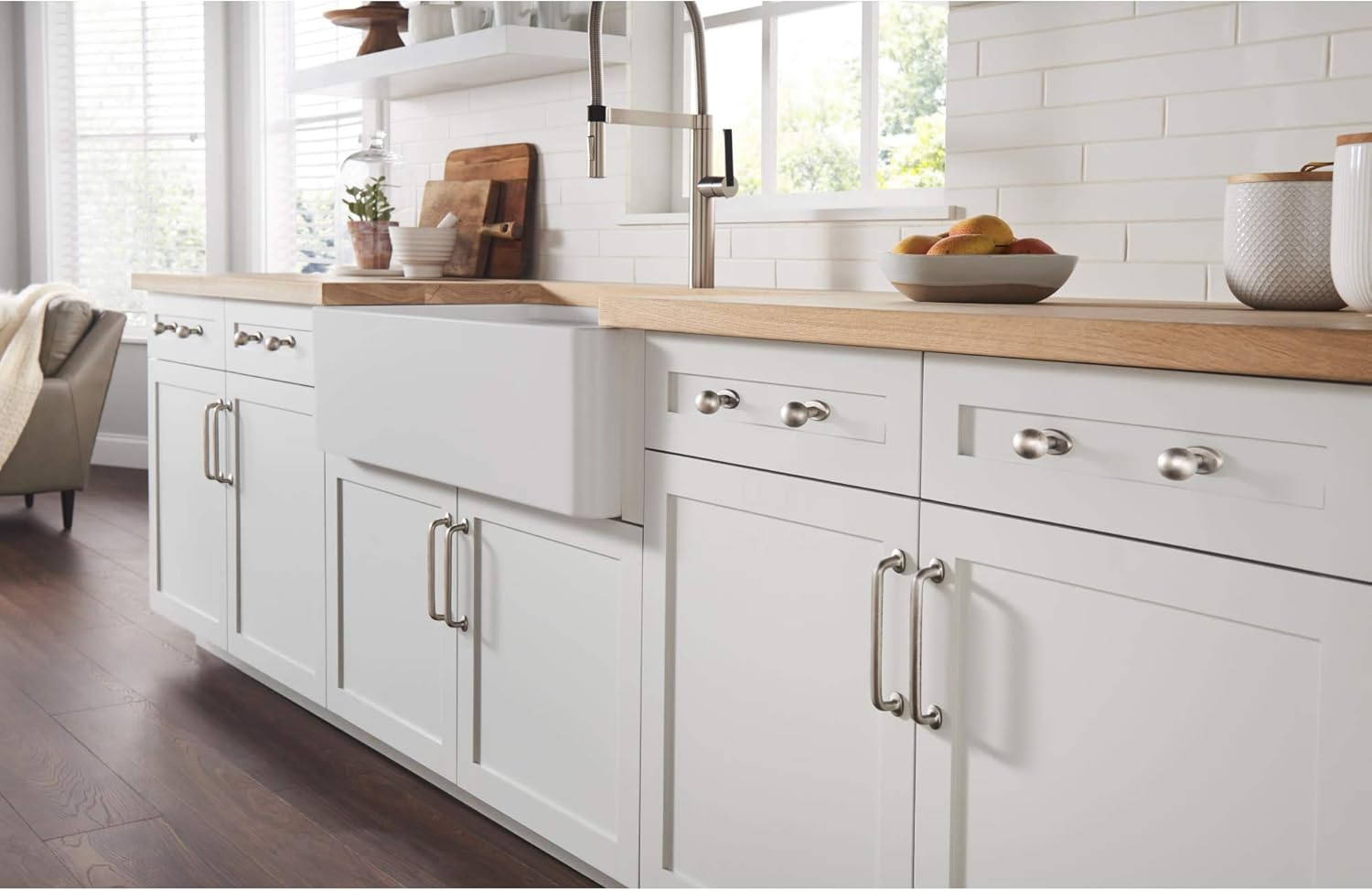 9 Inch Rounded Cabinet Pull, Light Bronze Finish A4372