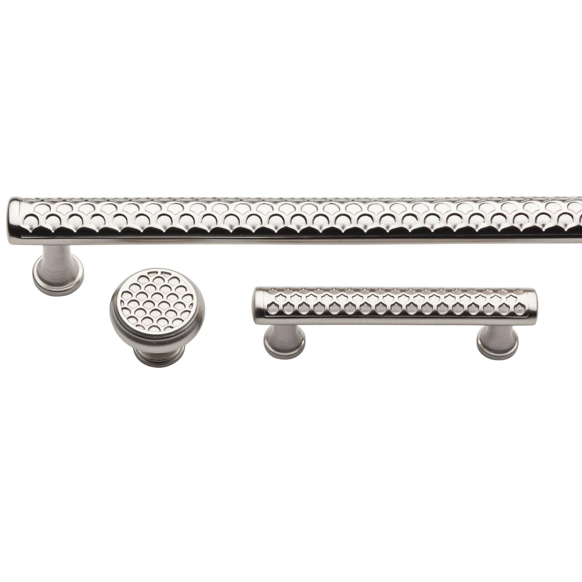 Satin Brass & Black Couture Appliance Pull R824788