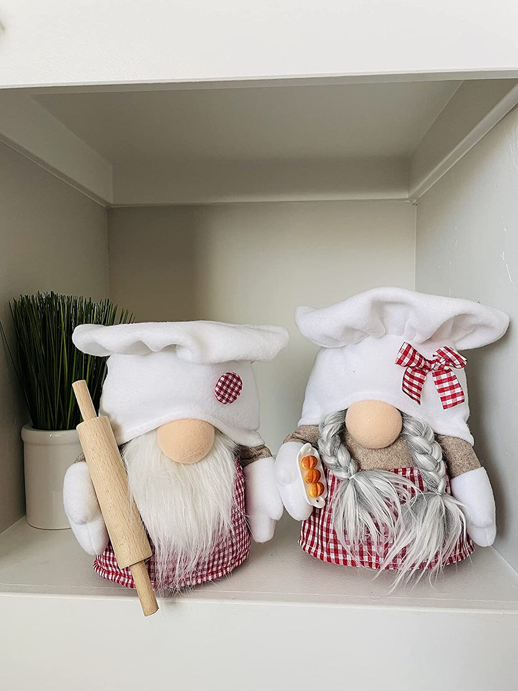 Red and White Plush Gnome Decor L4364