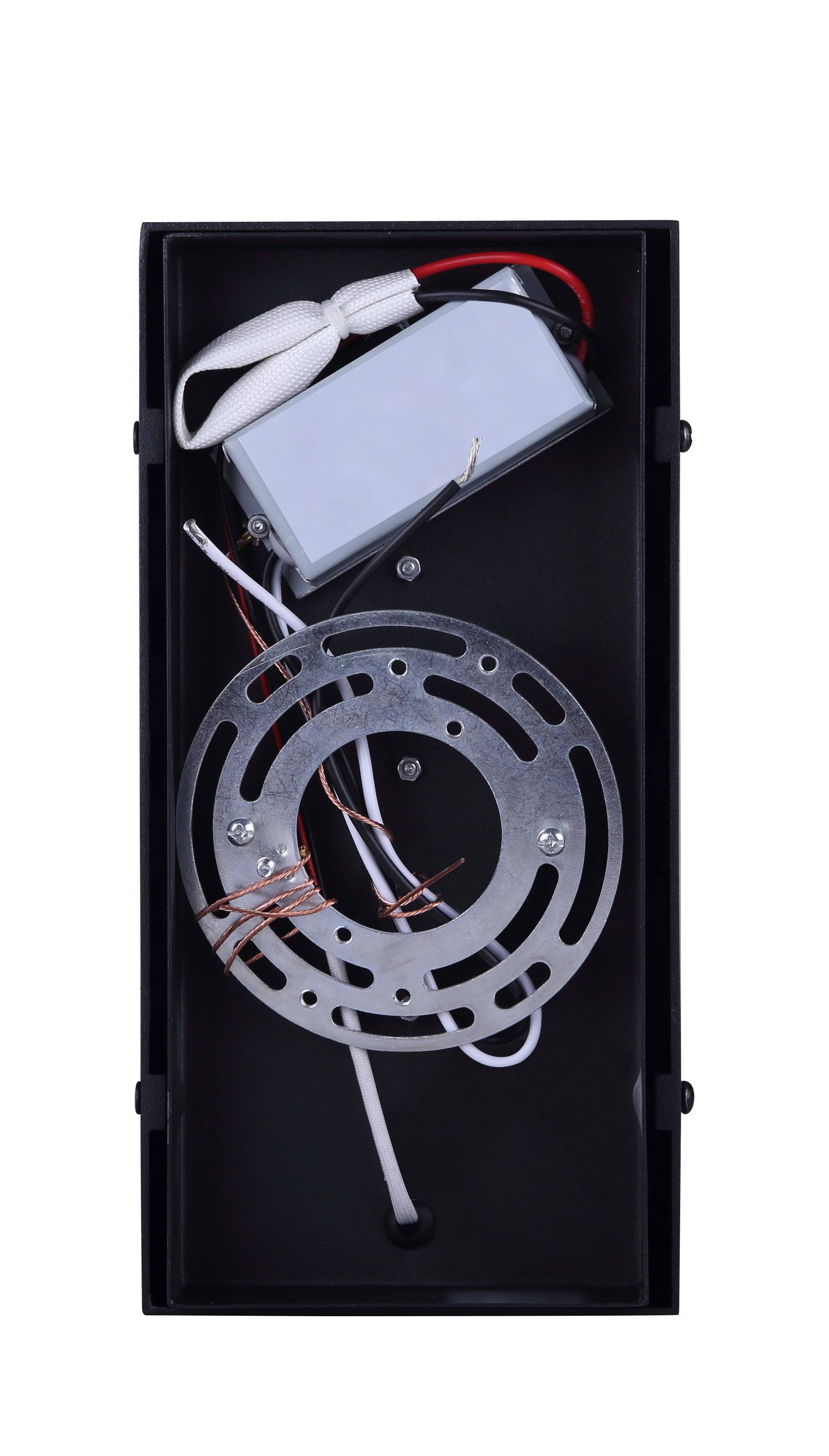 Black LED Outdoor Wall Light R28461