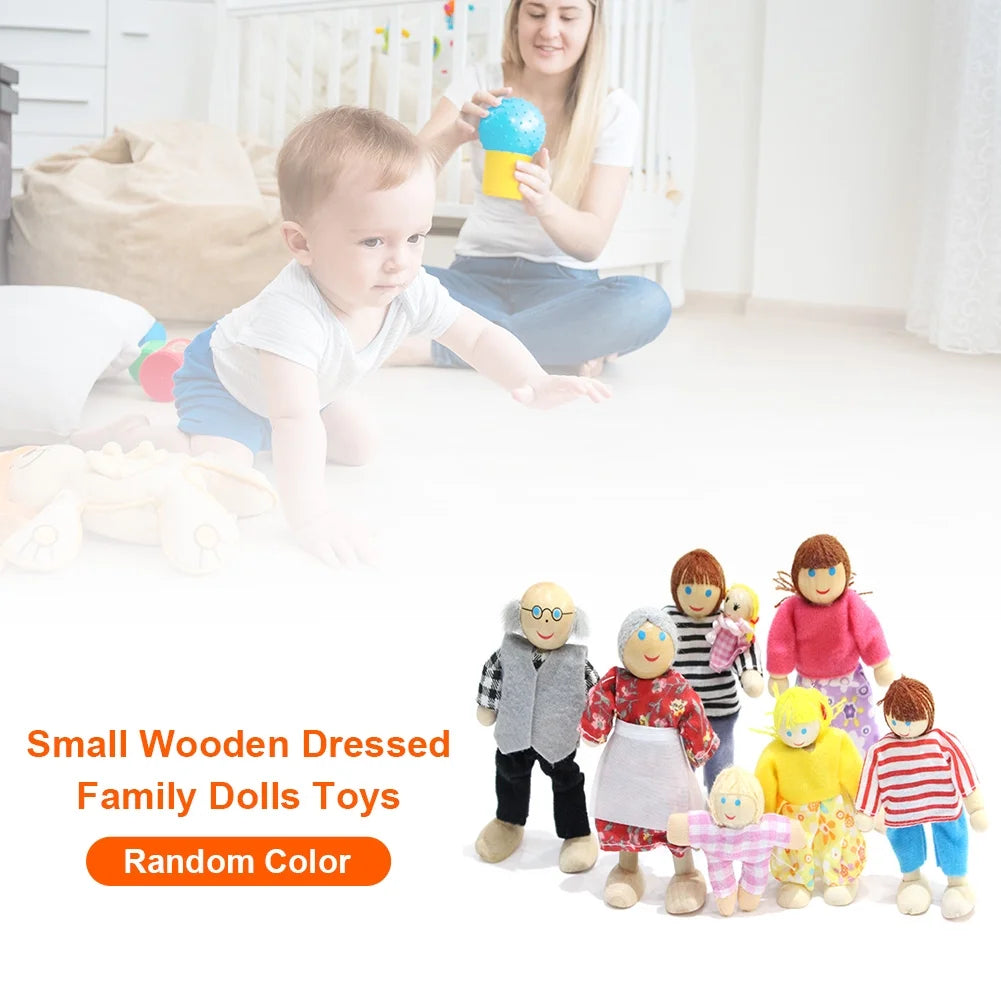 Small Wooden Toys Set Dressed Family Dolls (8) W583