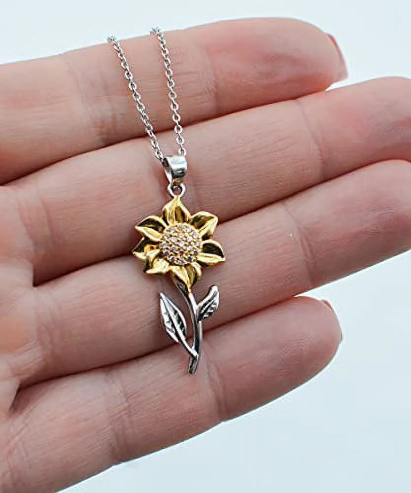 Aunt Sunflower Pendant Necklace F5127