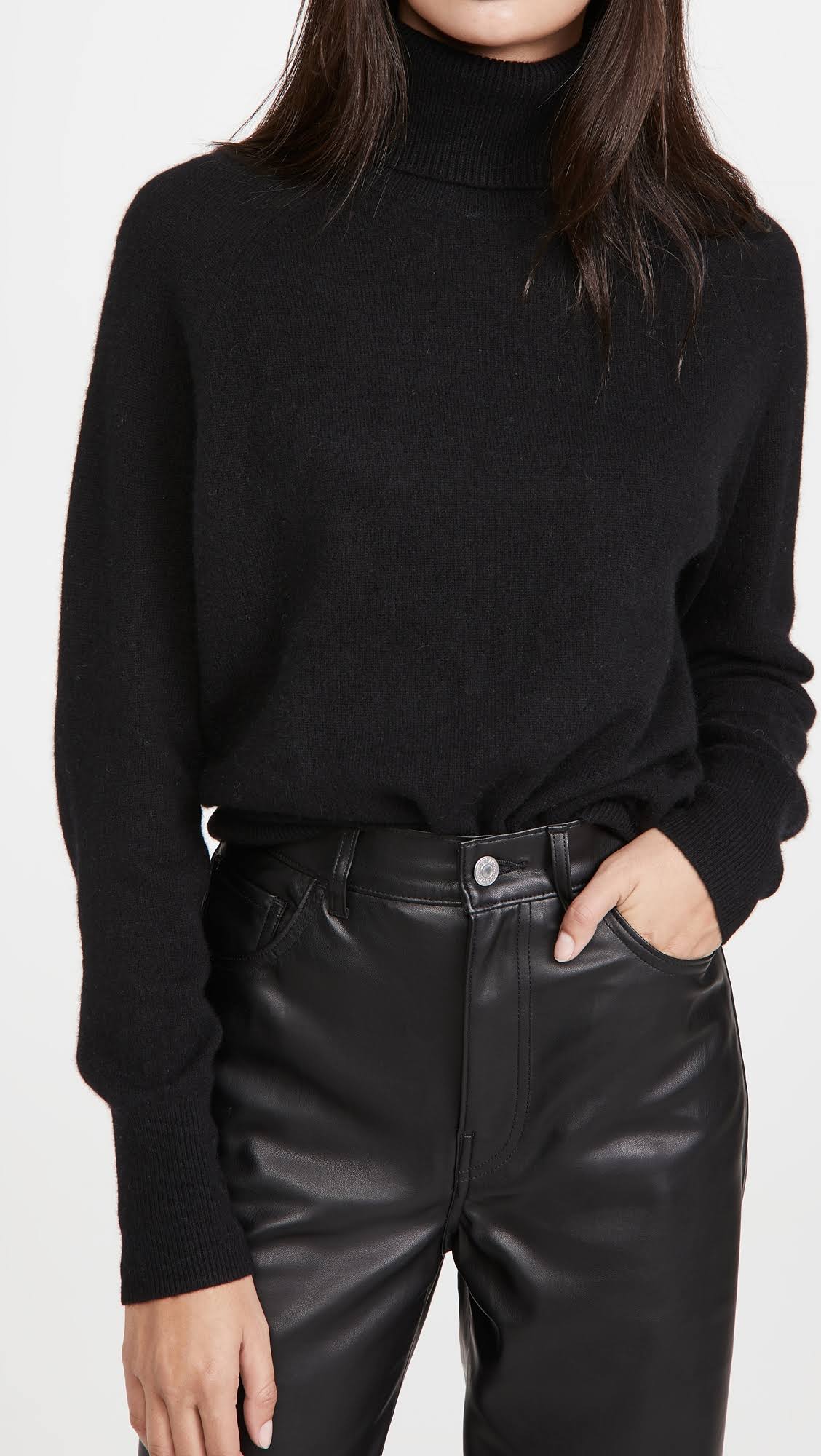White Ribbed Trim Cashmere Turtleneck U633