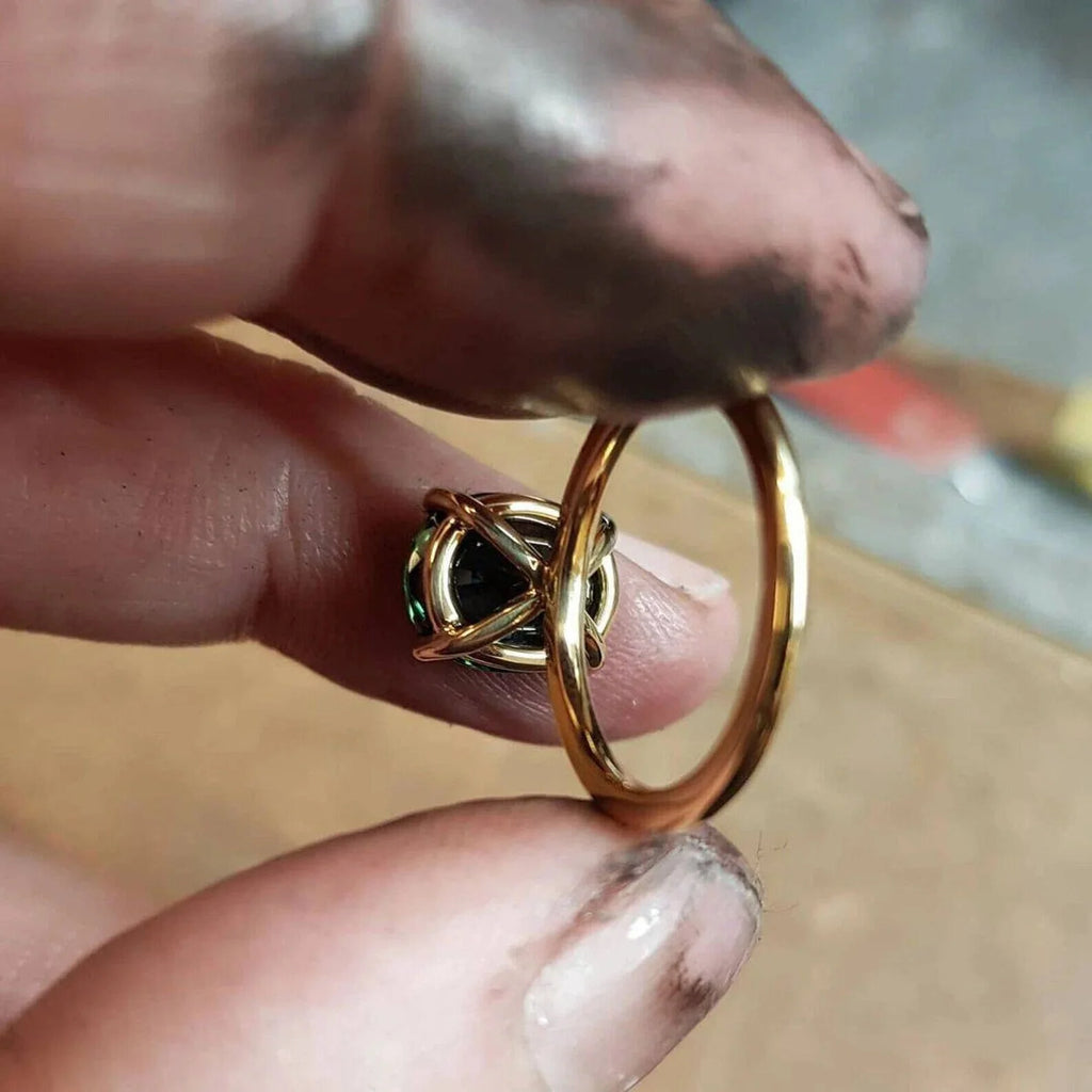 14k Gold Natural Teal Sapphire Ring Y193
