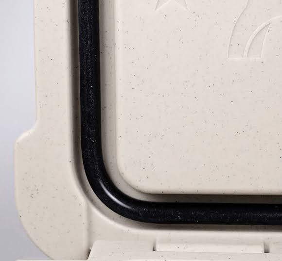 Red 25-qt. Cooler H91773