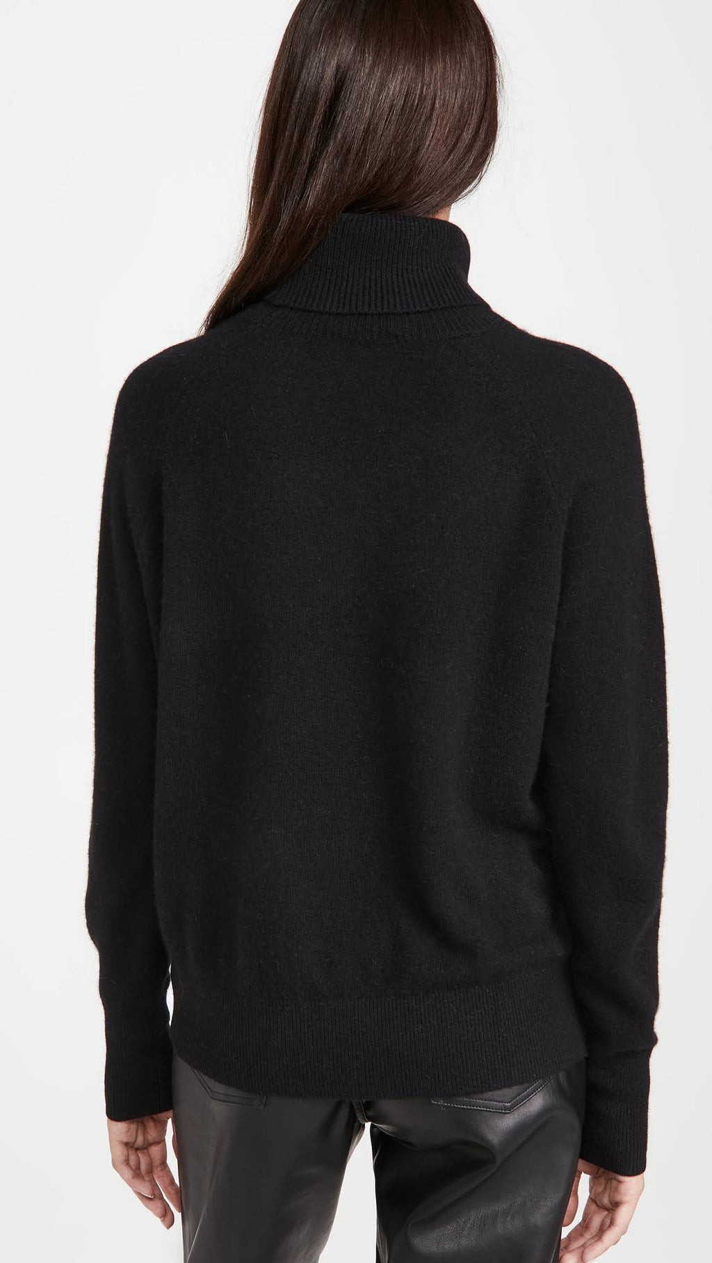 White Ribbed Trim Cashmere Turtleneck U633
