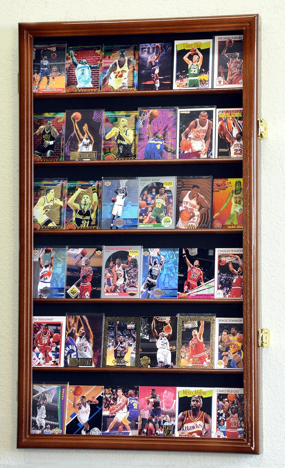 Walnut Lockable Card Display Case Y936