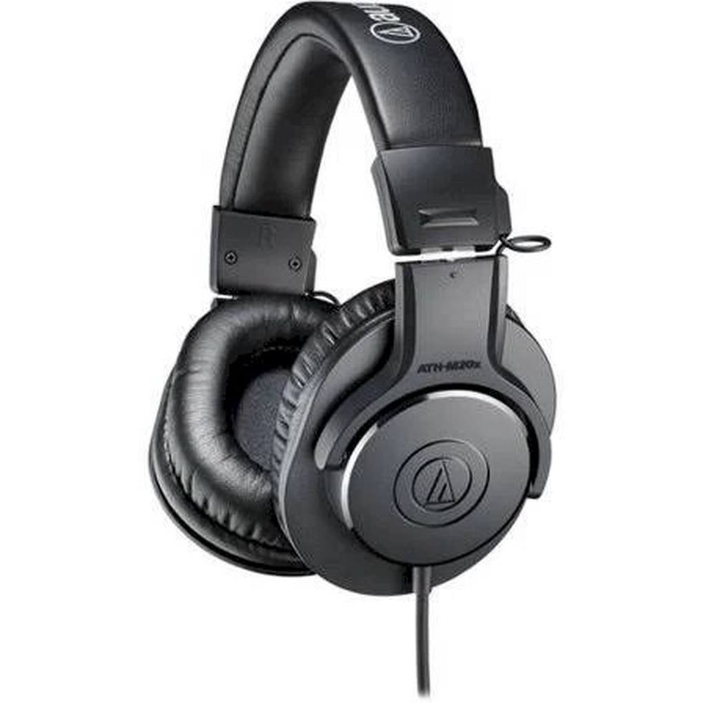 Black Studio Monitor Headphones P996