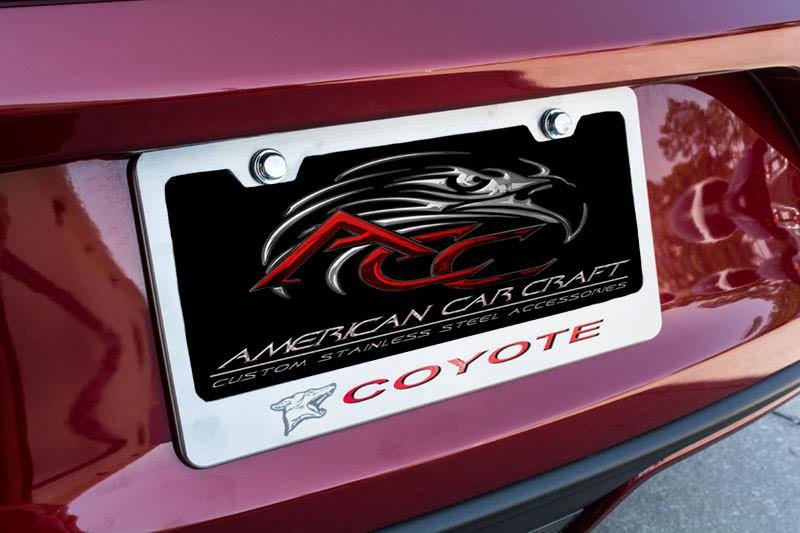 White License Plate Frame O762282