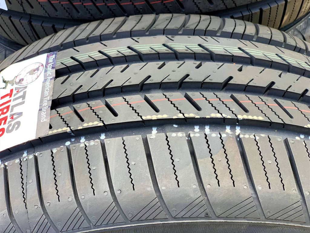285/45R19 111W XL High Performance All Season Tire A29378