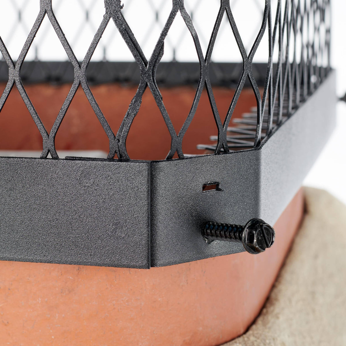 Black Steel Chimney Cap Z307315