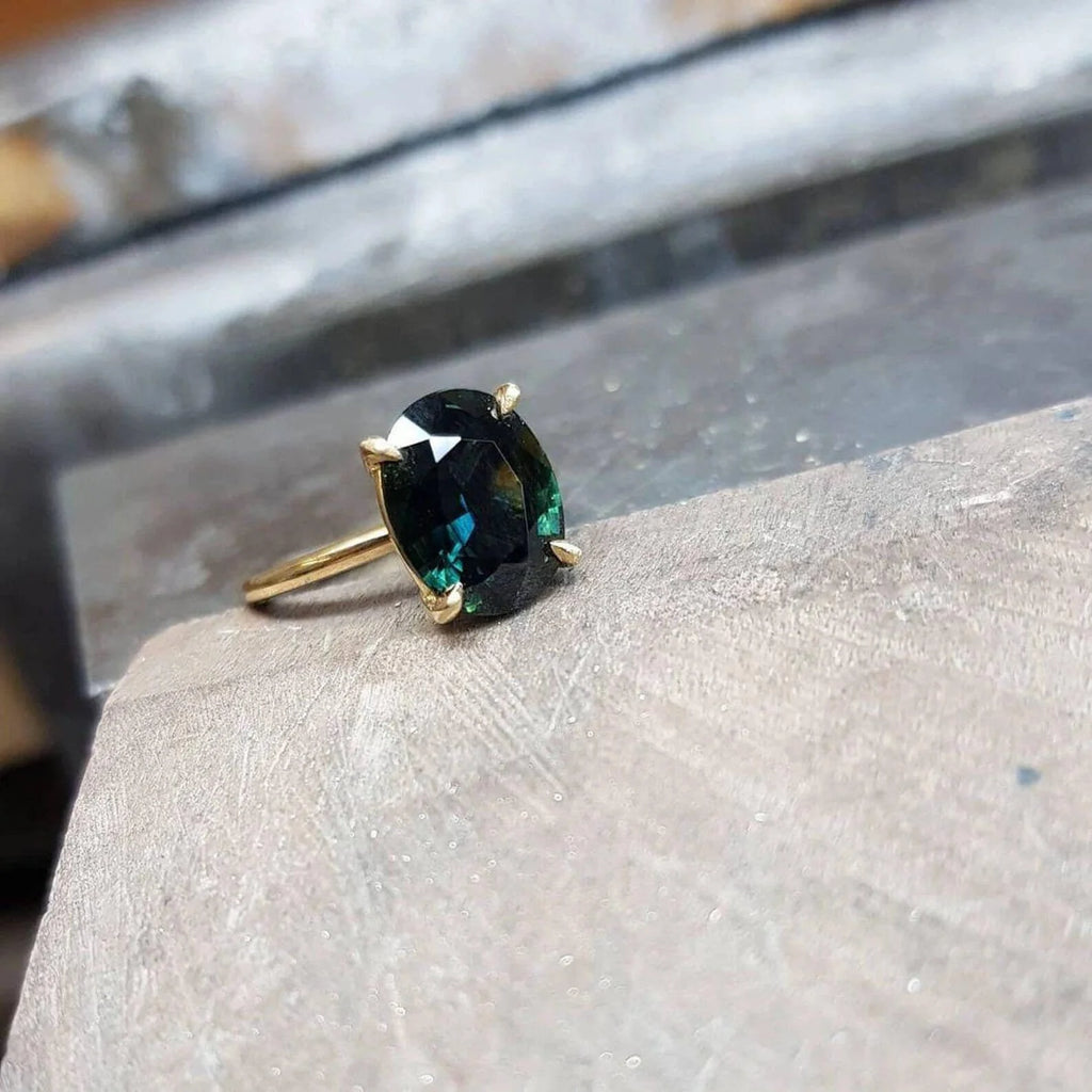 14k Gold Natural Teal Sapphire Ring Y193